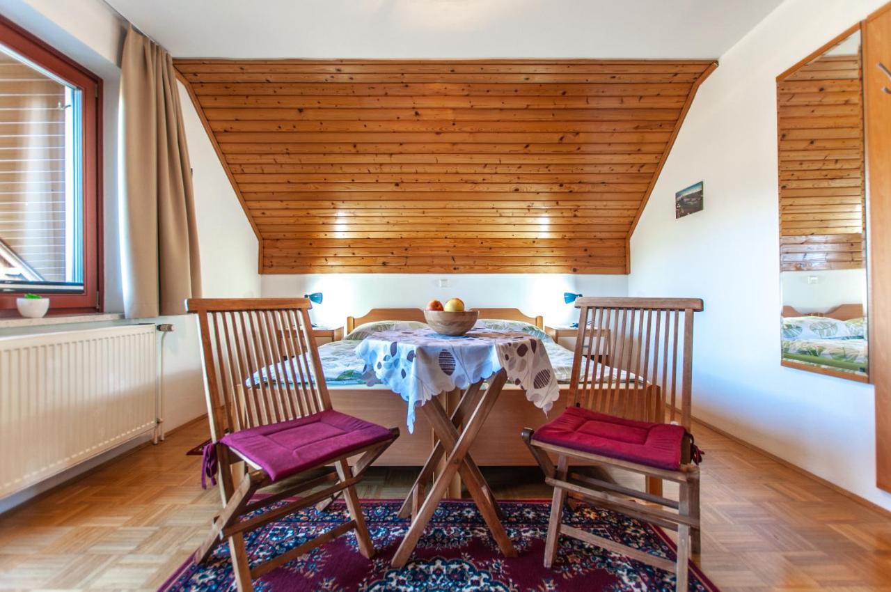 Guest House Alenka Bohinj Eksteriør billede